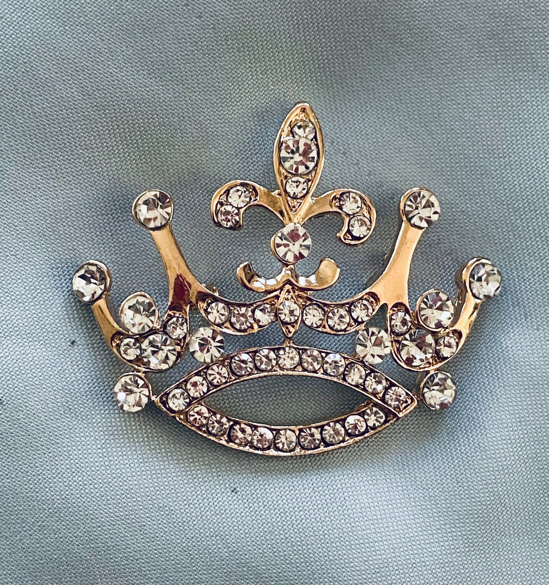 Princess Alexia Rhinestone Crown Brooch Pin - CrownDesigners